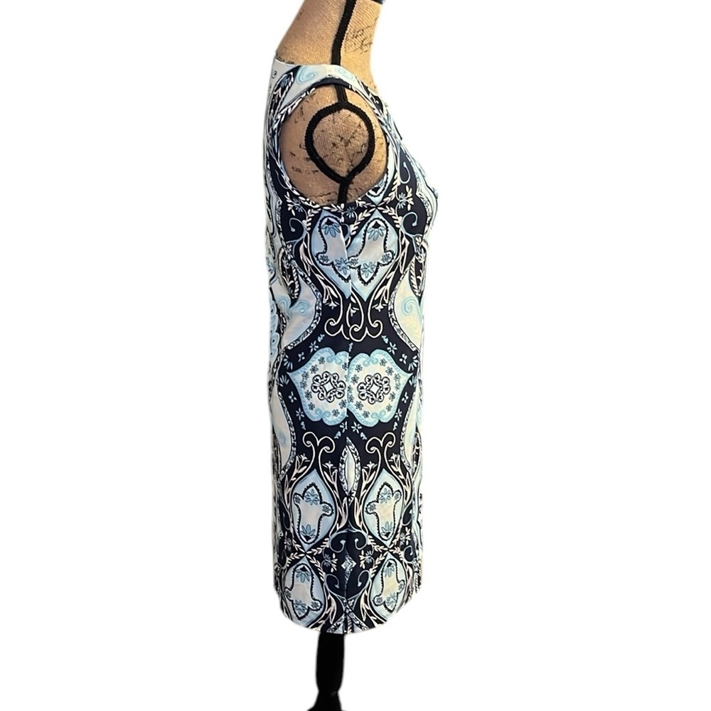 Charter Club Bodycon Elegant Blue and White Patterned Dress - Picture 4 of 10